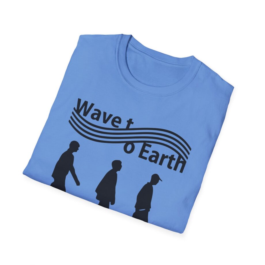 Wave to Earth Members Unisex Softstyle T-Shirt