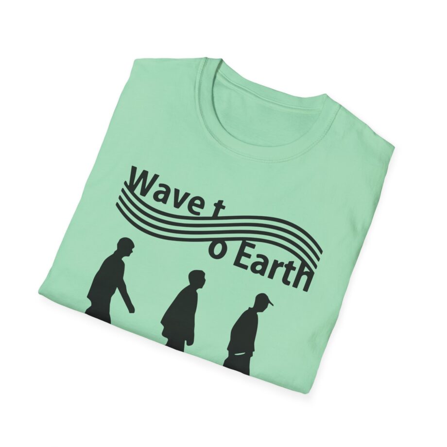 Wave to Earth Members Unisex Softstyle T-Shirt