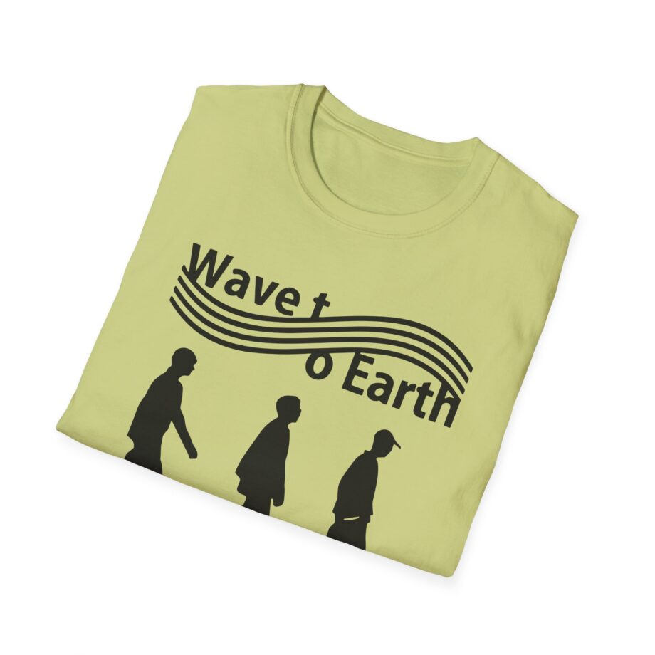 Wave to Earth Members Unisex Softstyle T-Shirt