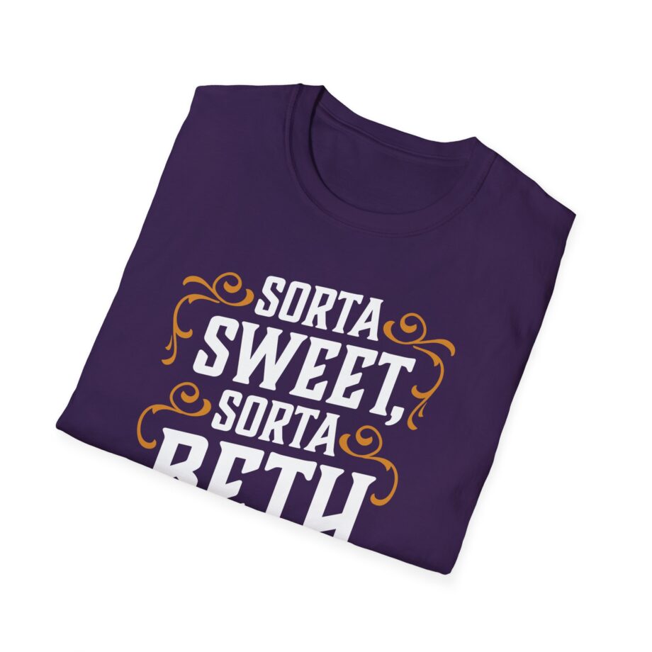 Lainey Wilson Don't Make Me Go Beth Dutton on You Unisex Softstyle T-Shirt