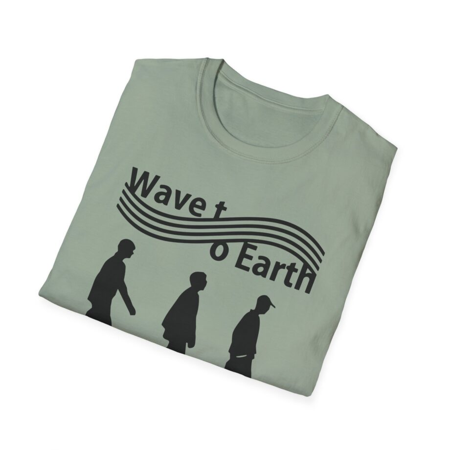 Wave to Earth Members Unisex Softstyle T-Shirt