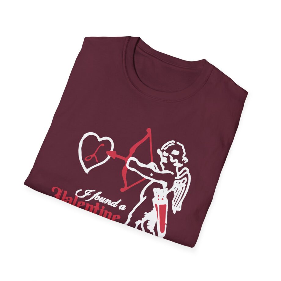 Laufey Cupid Unisex Softstyle T-Shirt