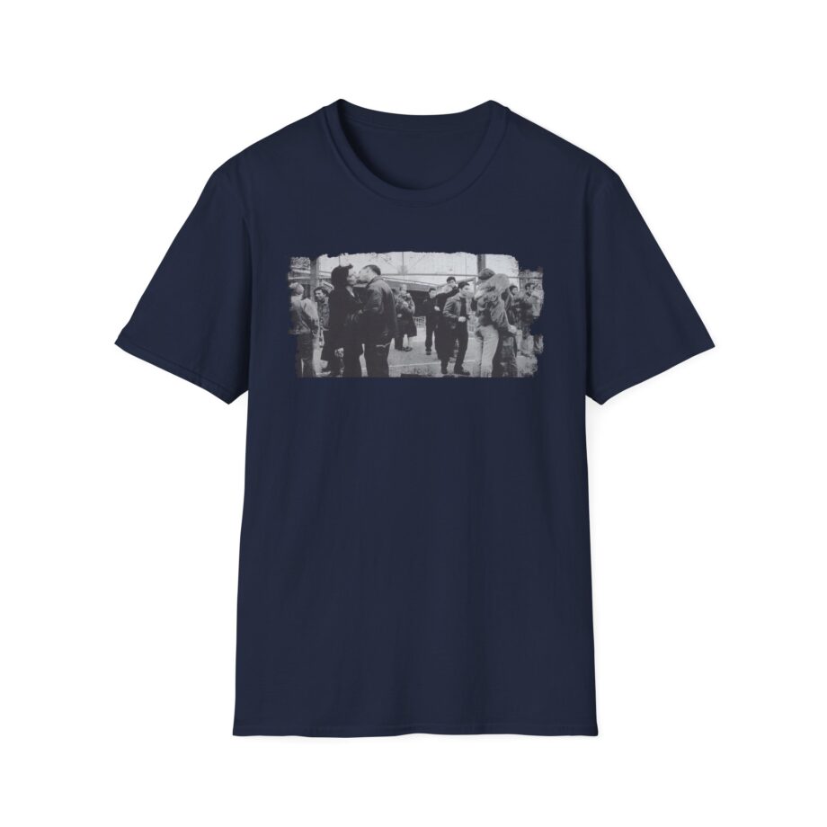 Stereophonics Vintage Performance and Cocktails Faded Unisex Softstyle T-shirt