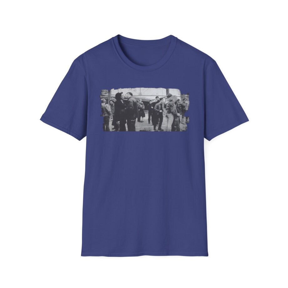 Stereophonics Vintage Performance and Cocktails Faded Unisex Softstyle T-shirt