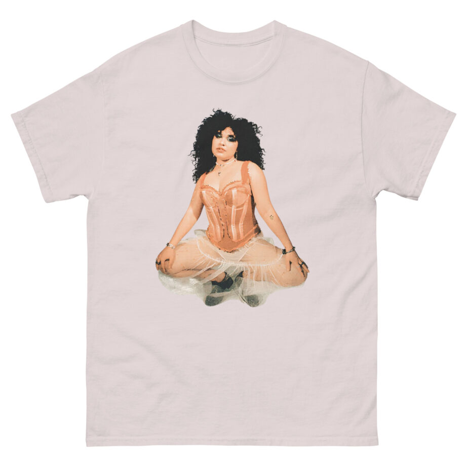 Remi Wolf Photo Unisex classic tee