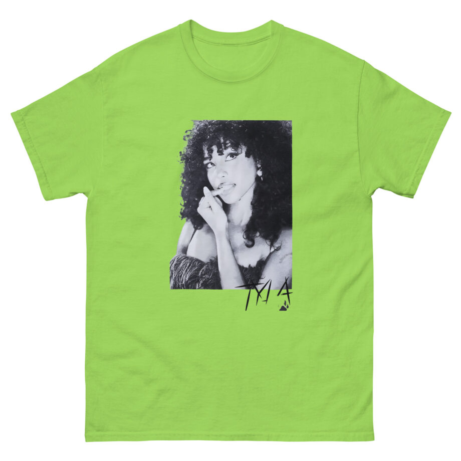 Tyla Portrait & Paw Unisex classic tee