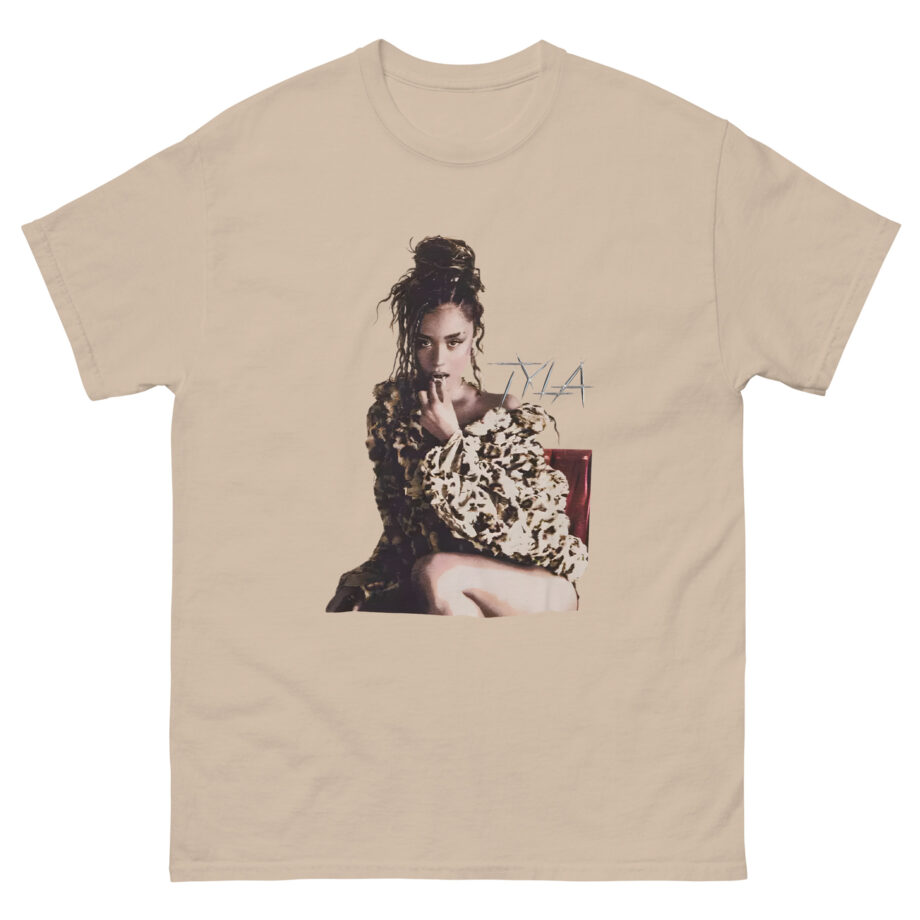 Tyla Sitting Portrait Unisex classic tee