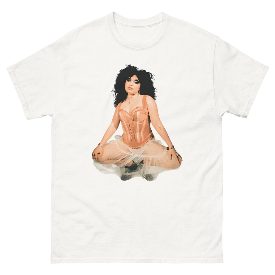 Remi Wolf Photo Unisex classic tee